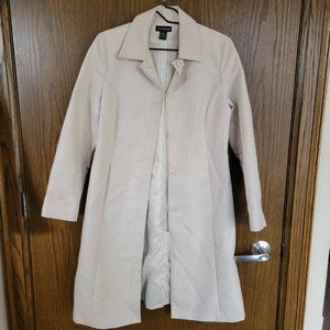 Gorgeous Ann Taylor Trench Coat Size 4 Hidden Buttons Collar Detailing Size 4